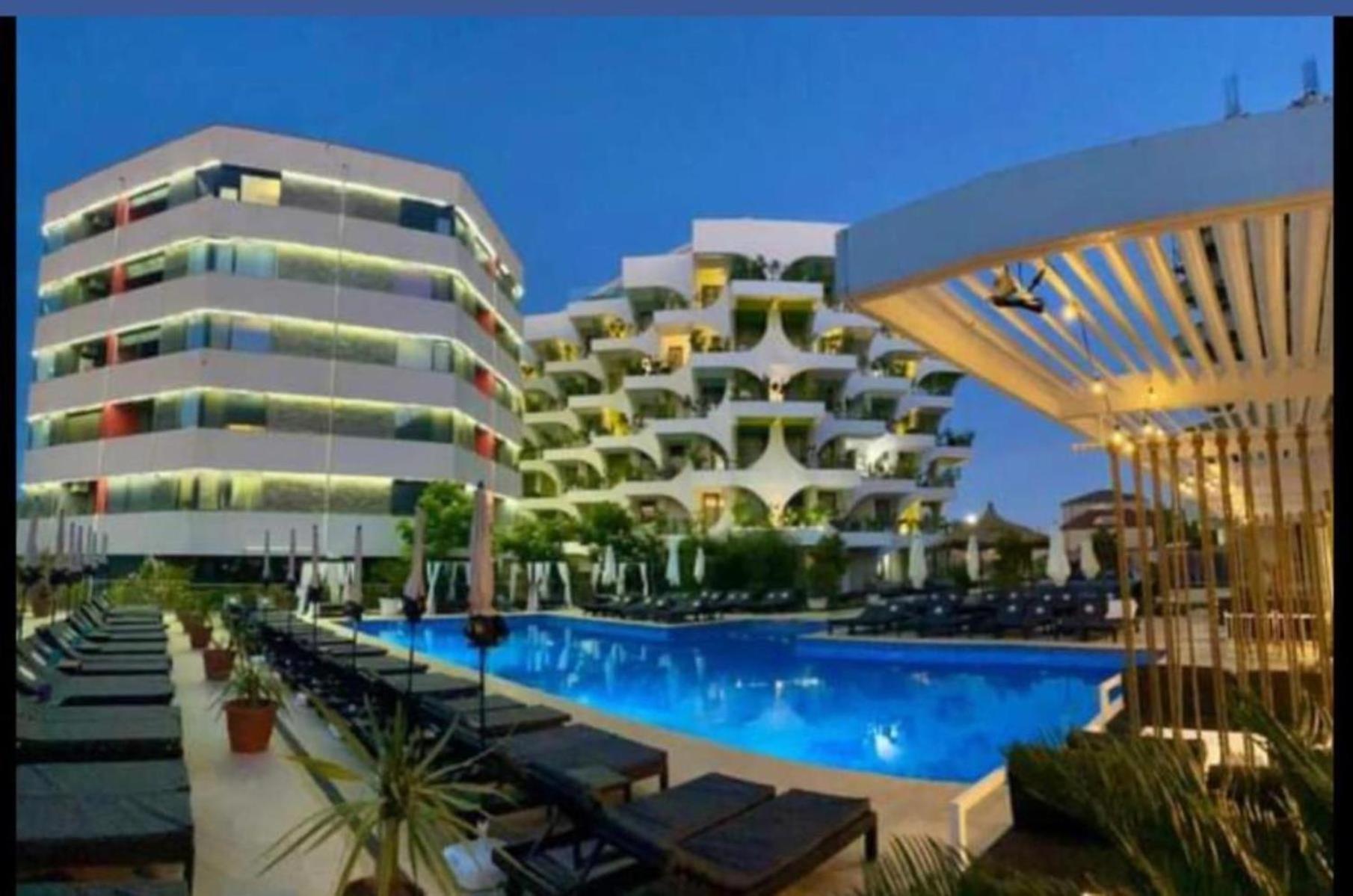 Donny Luxury Apartment Navodari Luaran gambar